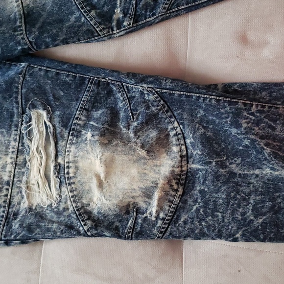 JORDAN CRAIG Men's Distressed Blue Jeans - Picture 9 of 11